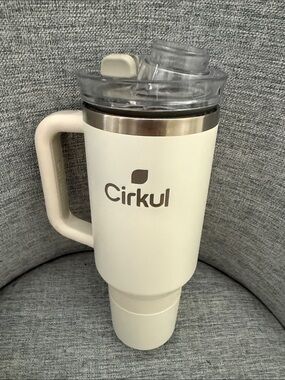Cirkul Insulated Travel Mug in Off-White